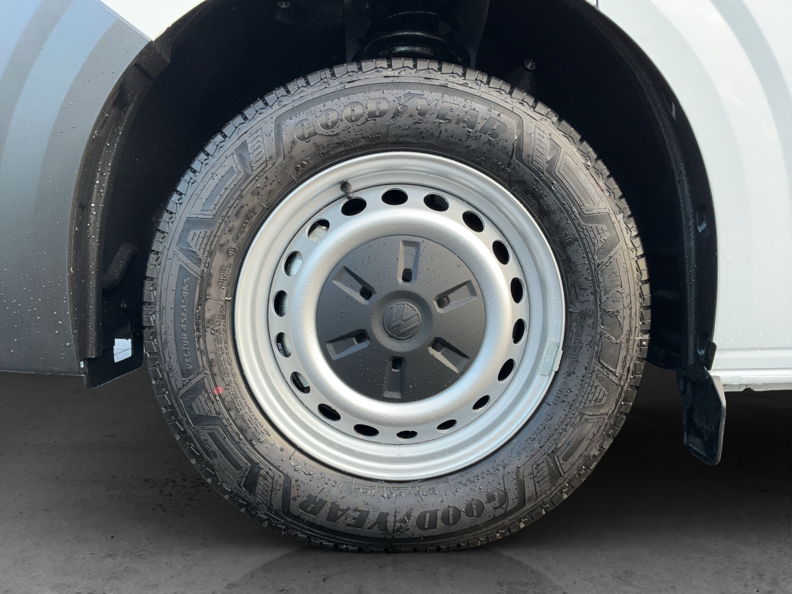 VW Transporter 2.0 TDI Automat - 13