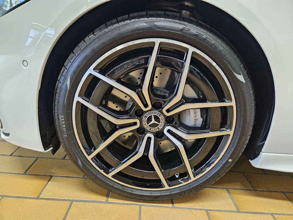 MERCEDES-BENZ C 220 d 4Matic Kombi AMG Line Swiss Star - 16