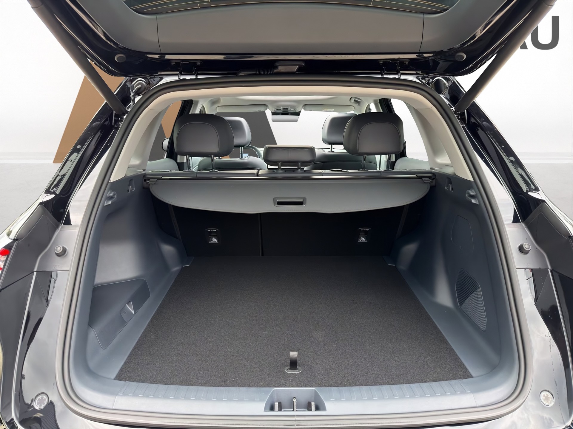 GEELY Starray EM-i Max+ PHEV - 13
