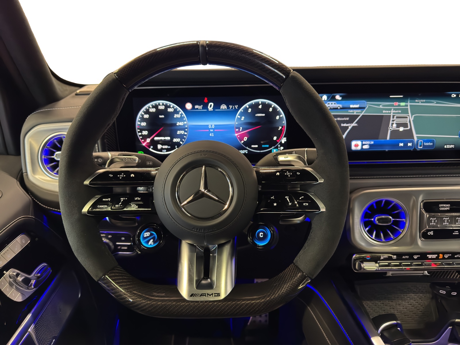 MERCEDES-BENZ G 63 AMG 9G-Tronic - 11