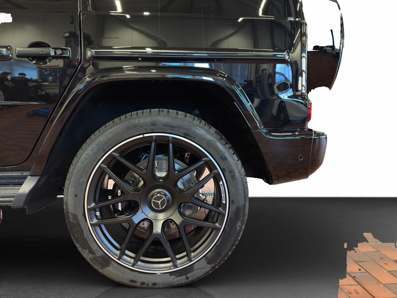 MERCEDES-BENZ G 63 AMG 9G-Tronic - 23