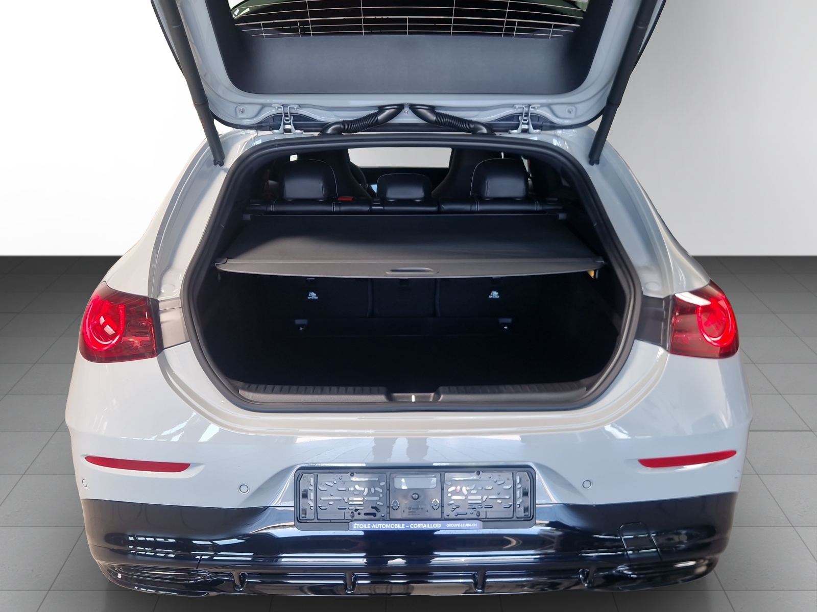 MERCEDES-BENZ CLA Shooting Brake 220 4Matic 8G-DCT - 6