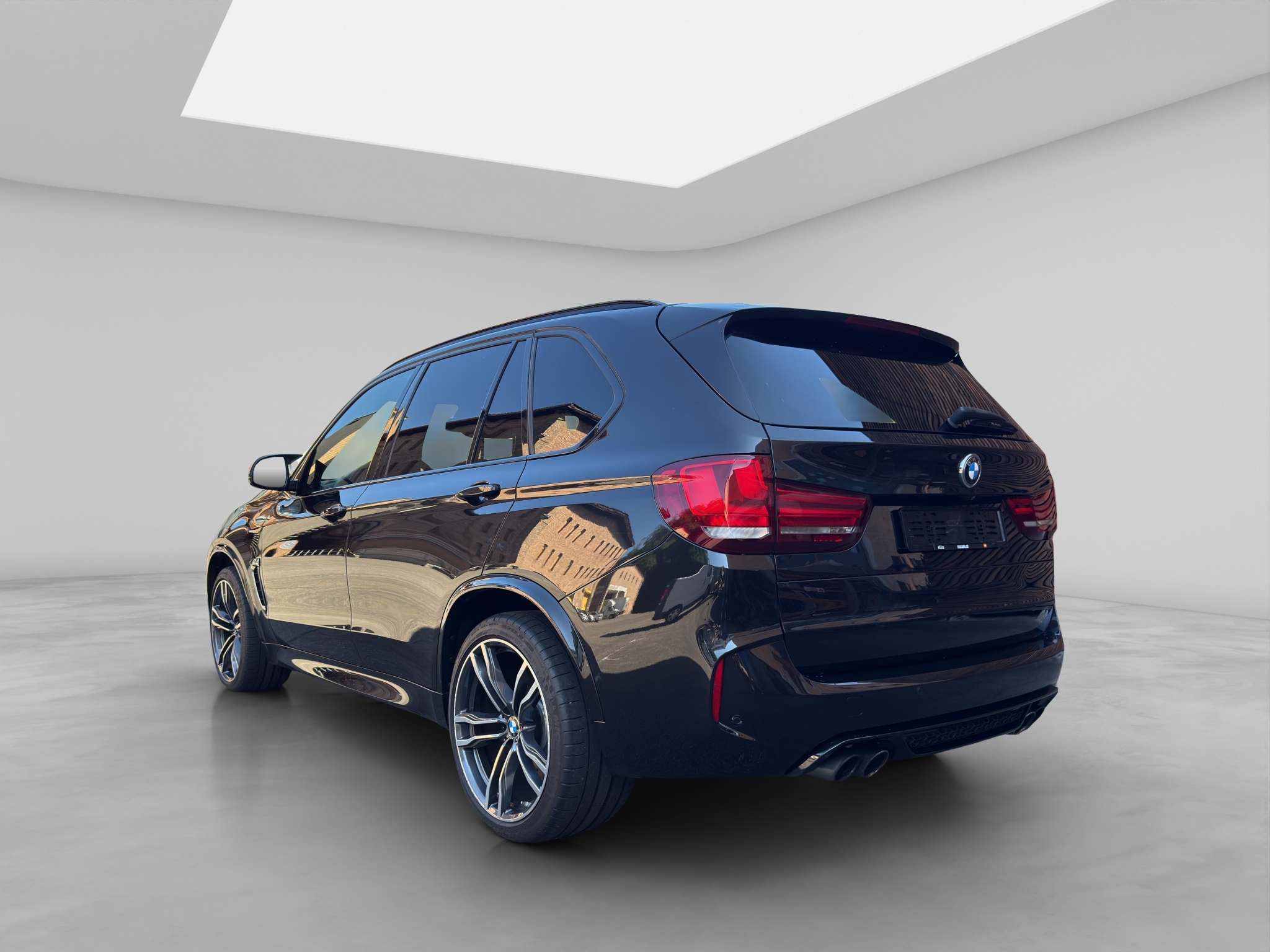 BMW X5M 4