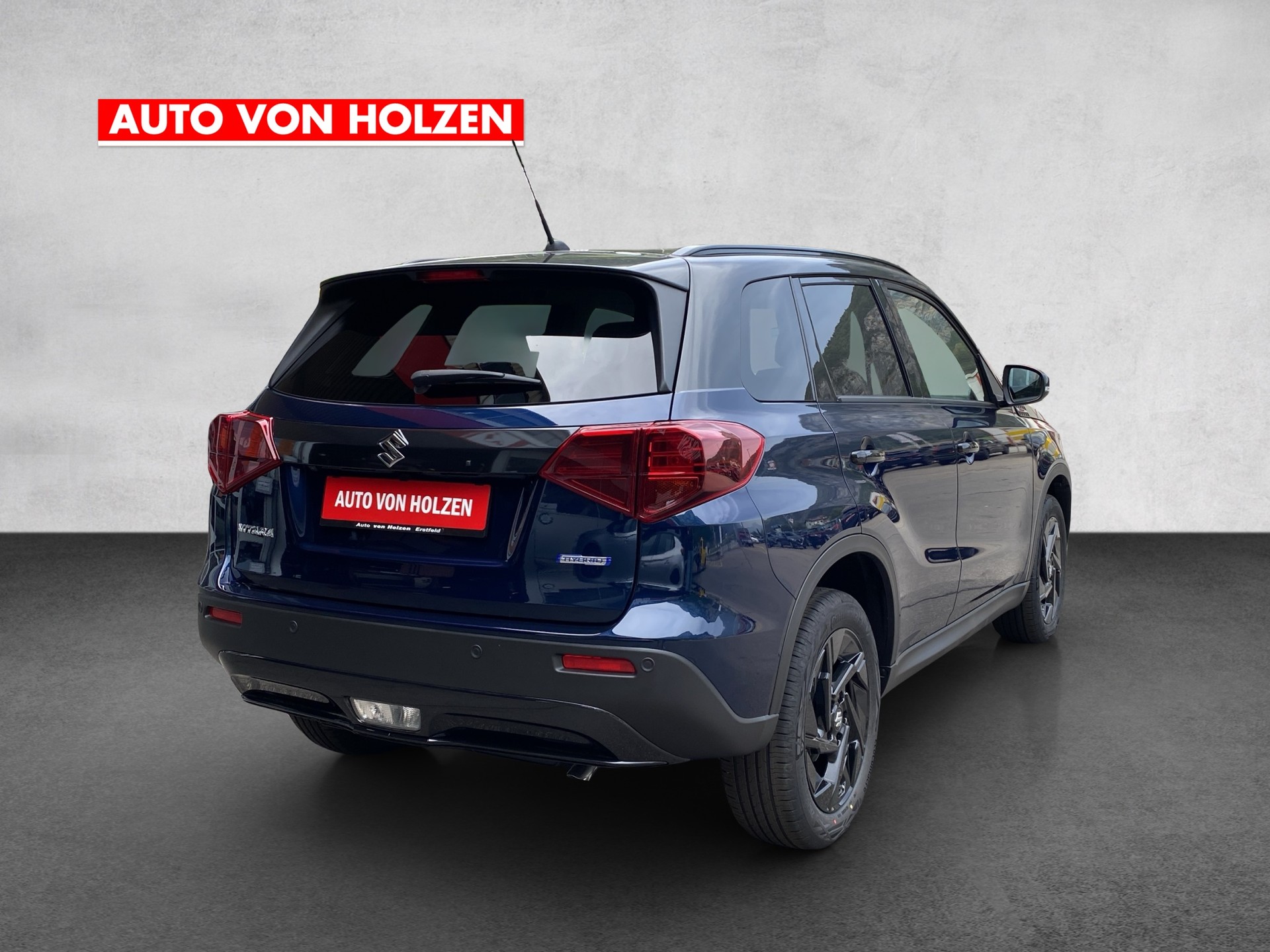 SUZUKI 1.4T Compact Top Hybrid Black Edition 4x4 - 5