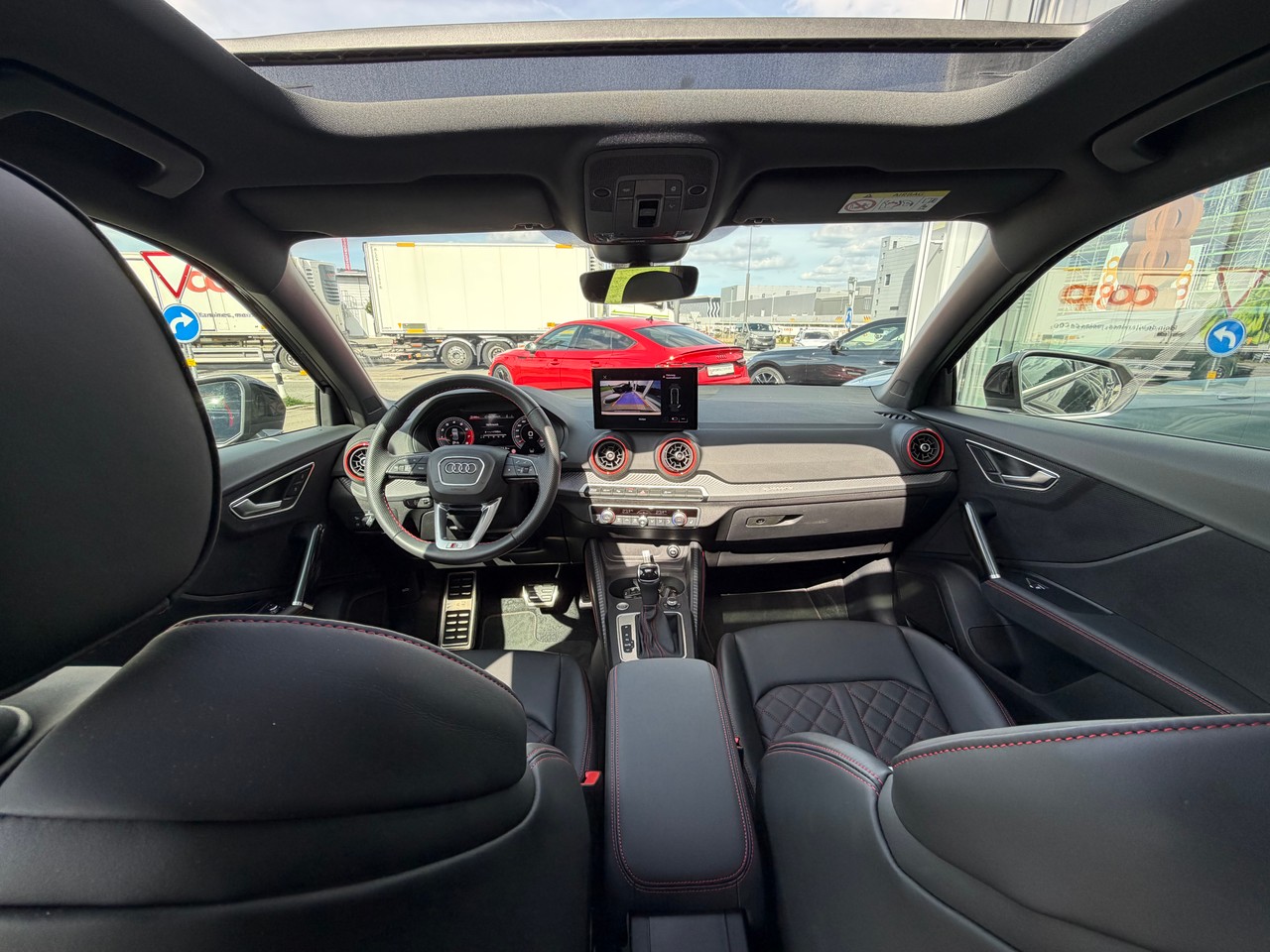 Audi Q2 40 TFSI S line Attraction quattro S-tronic, Bild 17