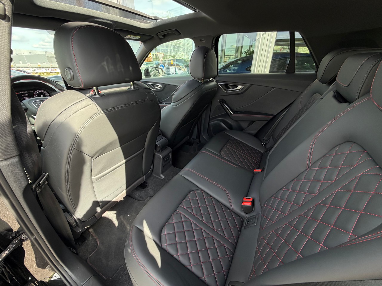 Audi Q2 40 TFSI S line Attraction quattro S-tronic, Bild 13