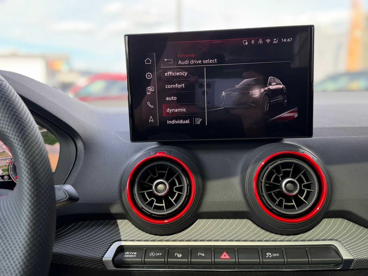 Audi Q2 40 TFSI S line Attraction quattro S-tronic, Bild 32