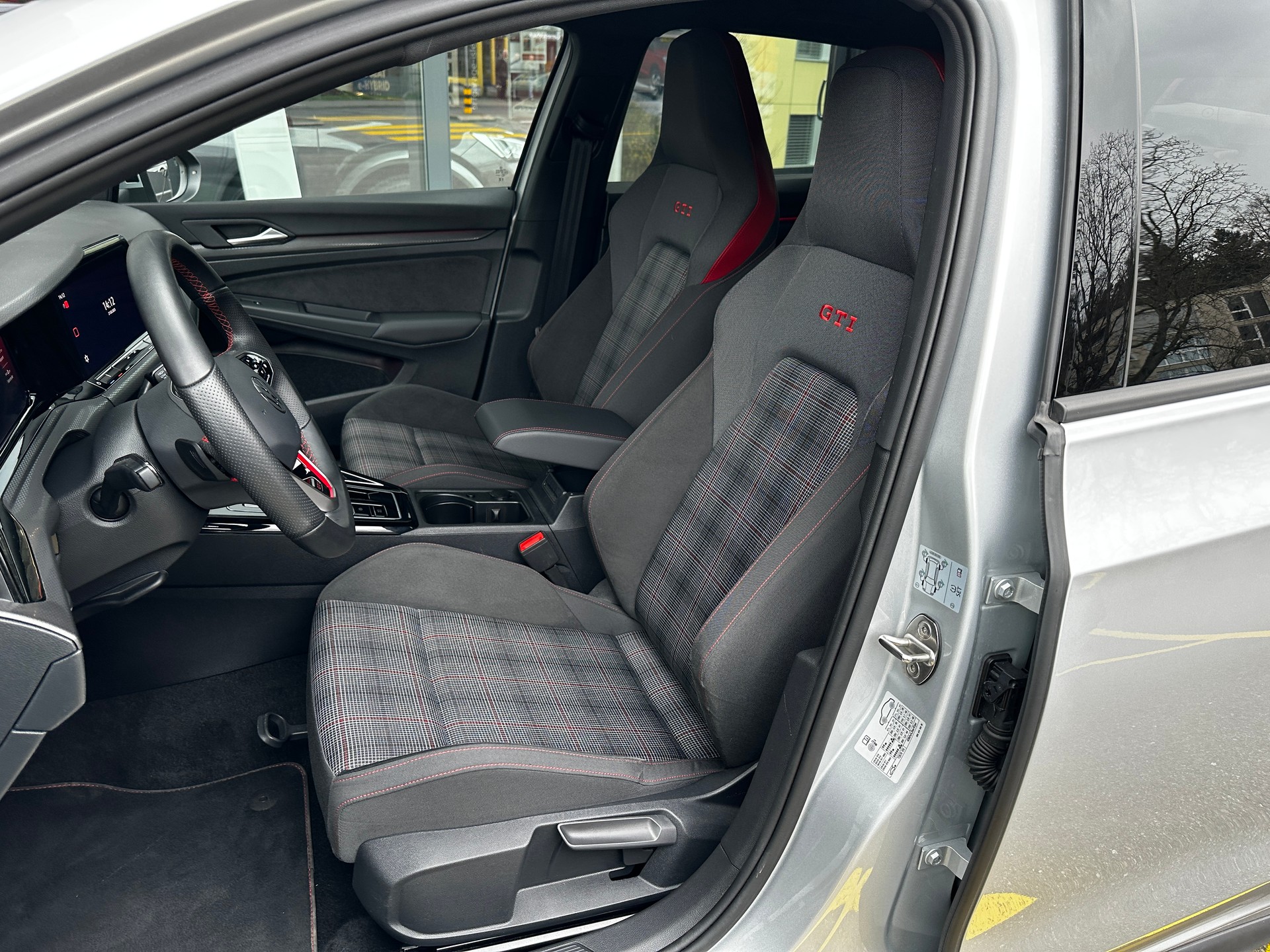 VW Golf 2.0 TSI GTI DSG - 9