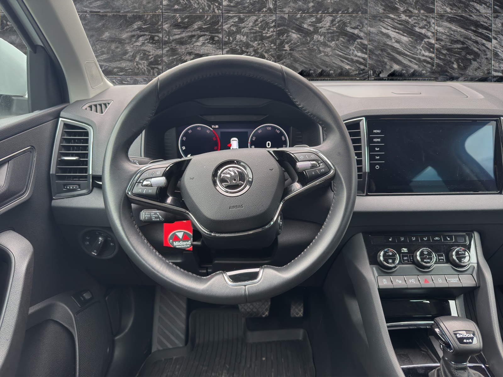 SKODA Karoq 2.0 TDI CR Style 4x4 DSG - 13