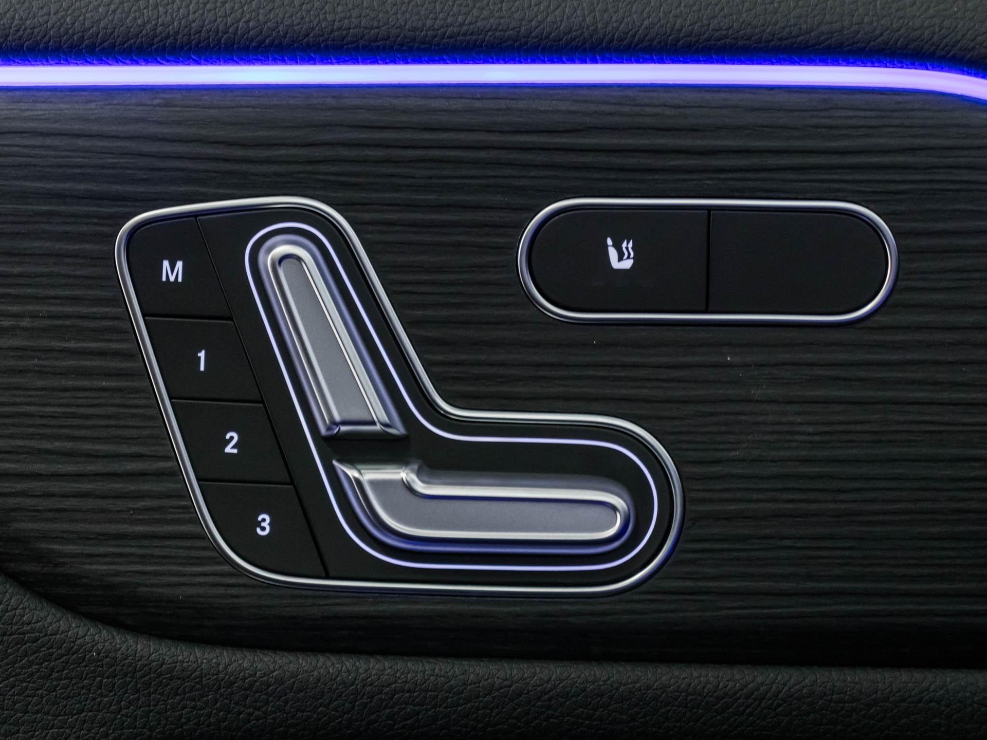 MERCEDES-BENZ GLA 45 S AMG 4MATIC+ - 13