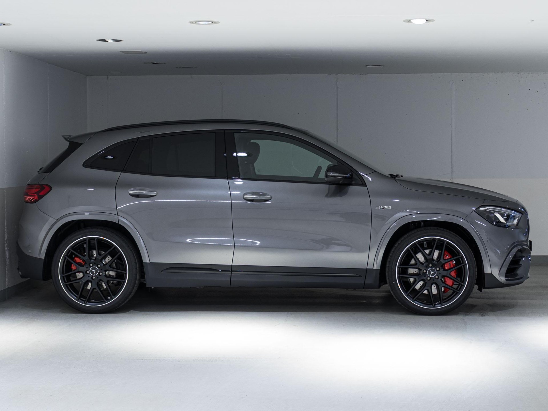 MERCEDES-BENZ GLA 45 S AMG 4MATIC+ - 2