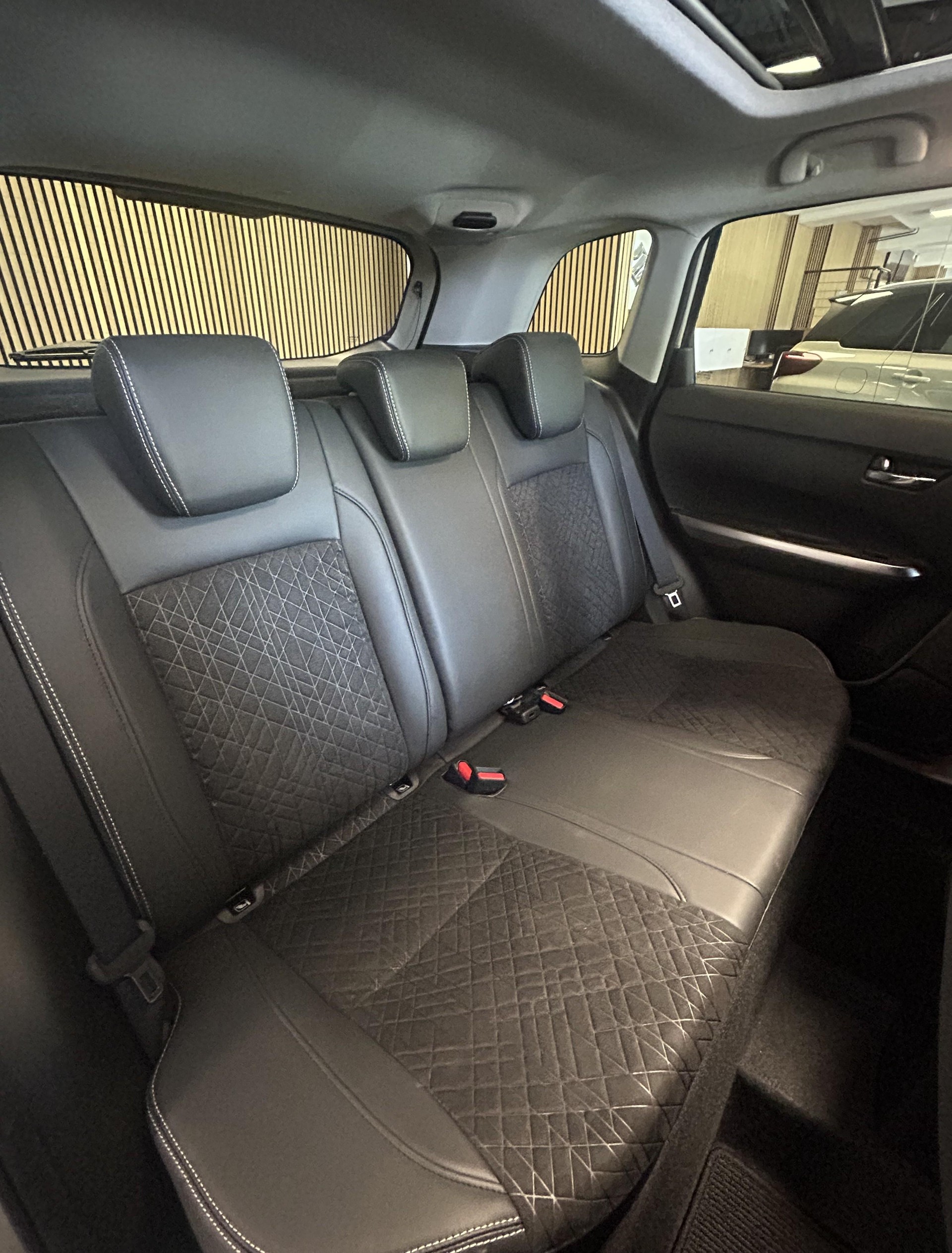 SUZUKI Vitara 1.4 T Compact Top Hybrid 4x4 - 19