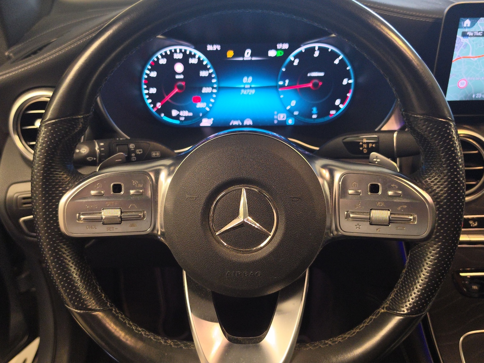 MERCEDES-BENZ GLC 220 d AMG Line 4Matic 9G-Tronic - 12