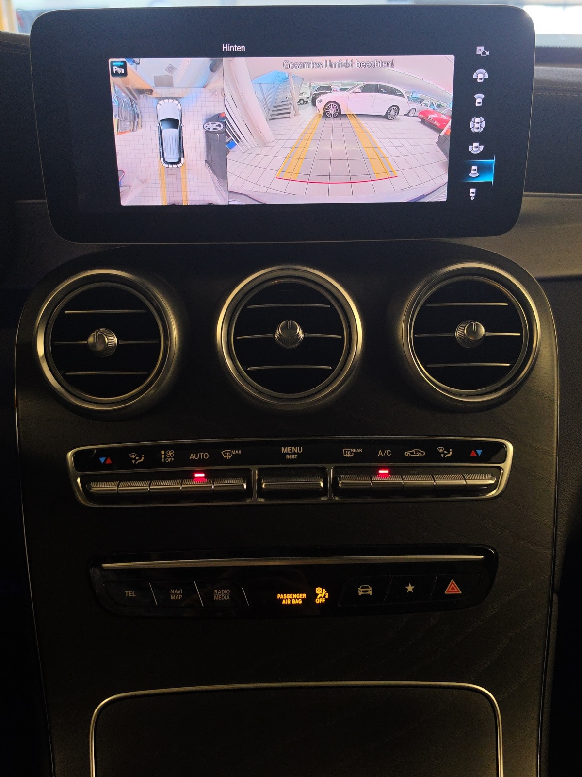 MERCEDES-BENZ GLC 220 d AMG Line 4Matic 9G-Tronic - 13