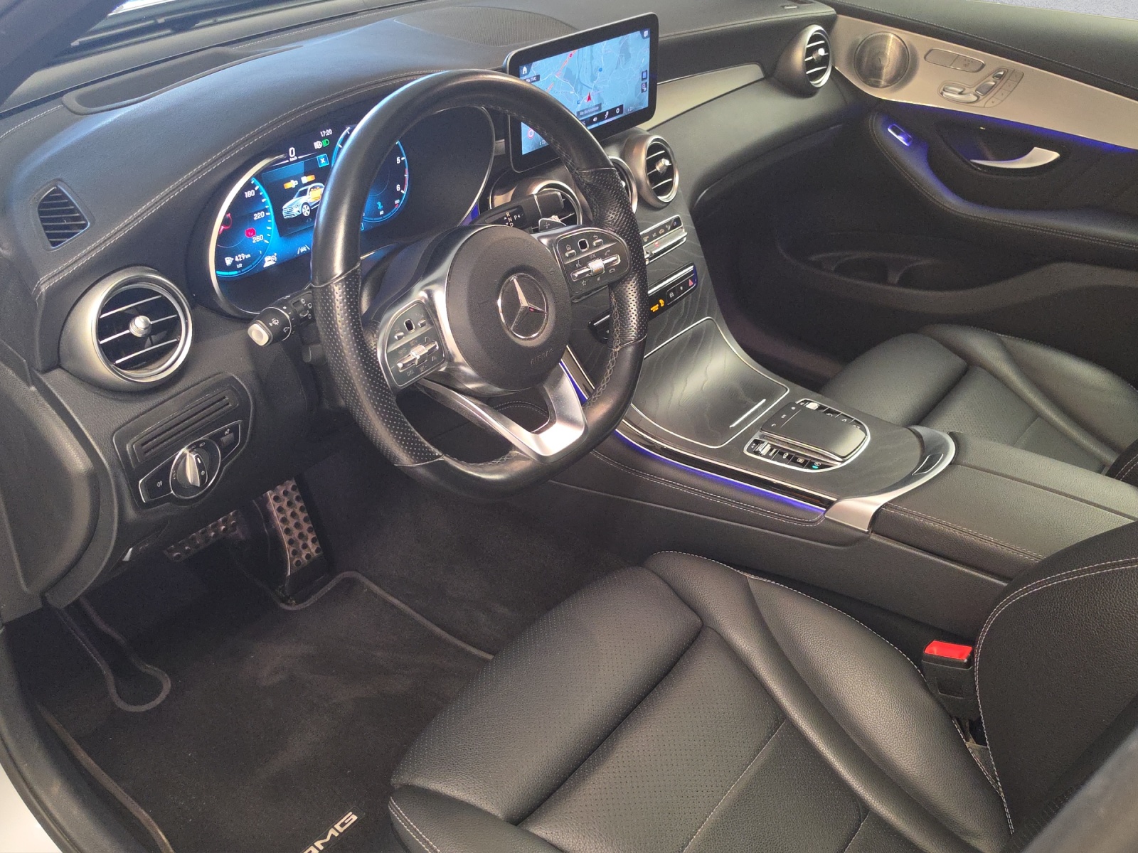 MERCEDES-BENZ GLC 220 d AMG Line 4Matic 9G-Tronic - 11