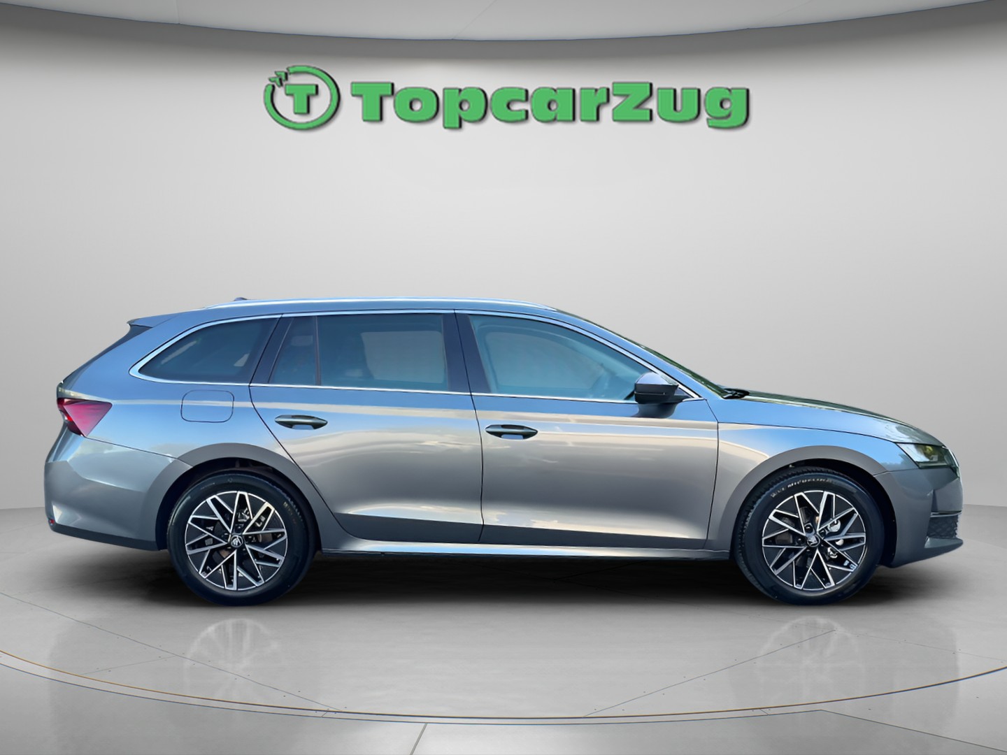 SKODA Octavia Combi 1.5 TSI mHEV DSG Selection - 5