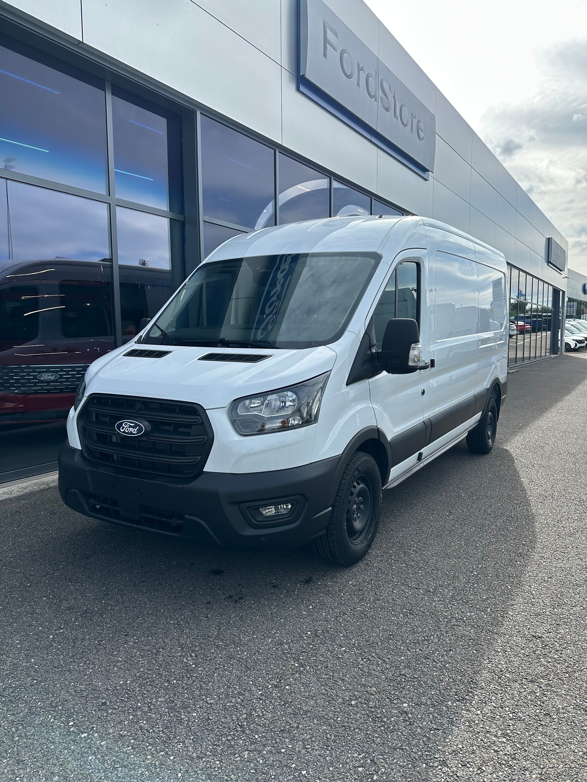 FORD Transit van 350 L3H2 2.0 EcoBl Trend/165CV HD/Aut. - 2