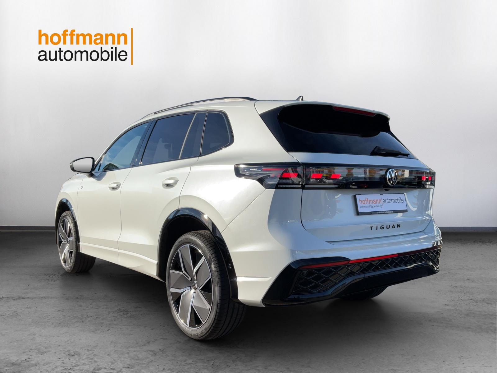 VW Tiguan 2.0 TDI SCR R-Line 4Motion DSG - 6