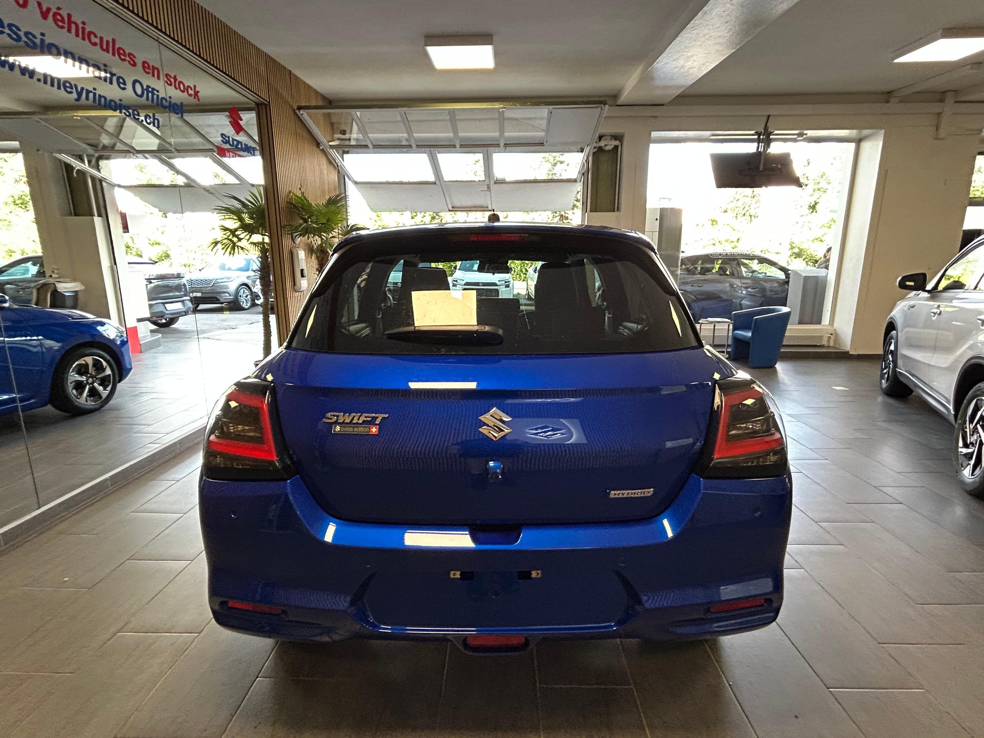 SUZUKI Swift 1.2 Compact Top Hybrid - 6