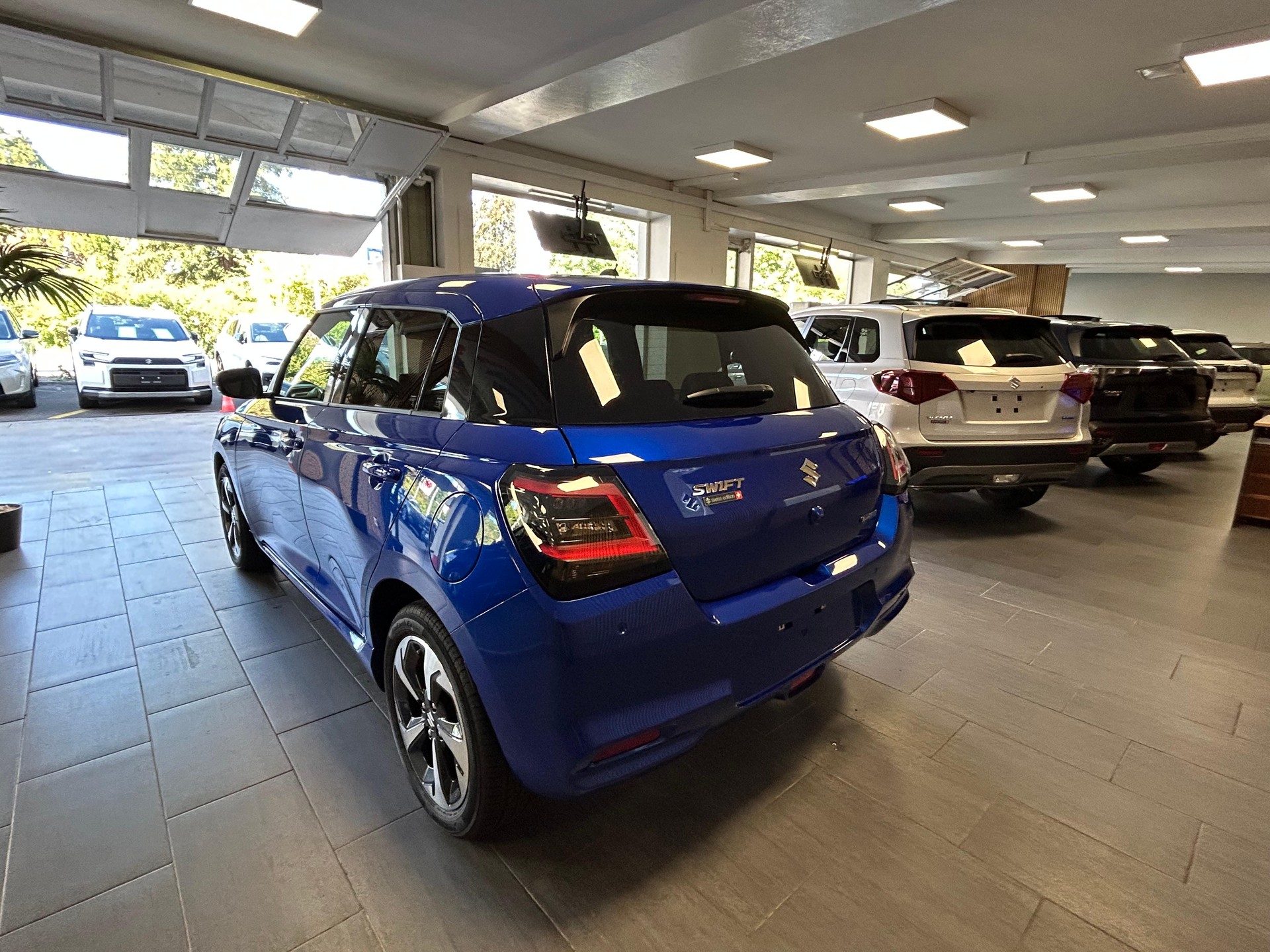 SUZUKI Swift 1.2 Compact Top Hybrid - 5