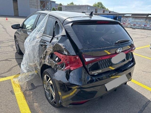 HYUNDAI i20 1.0 T-GDi Amplia - 12