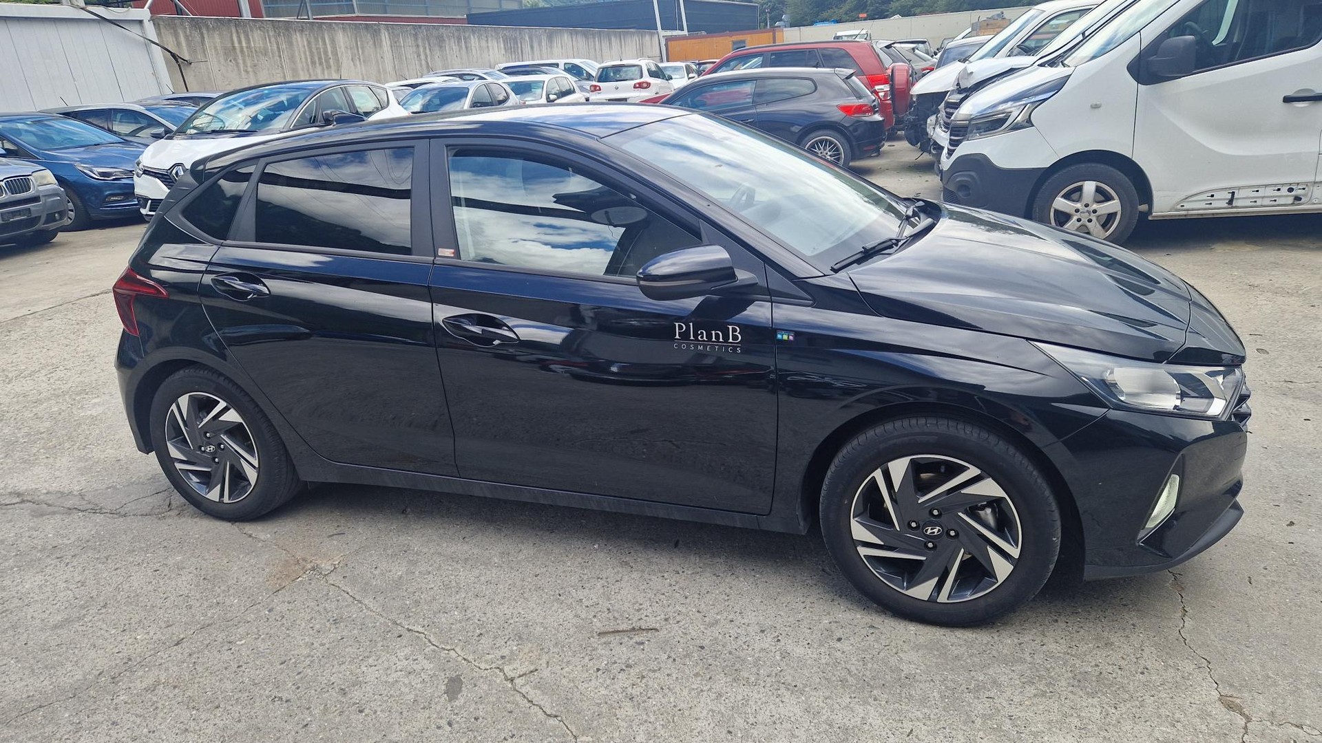 HYUNDAI i20 1.0 T-GDi Amplia - 5