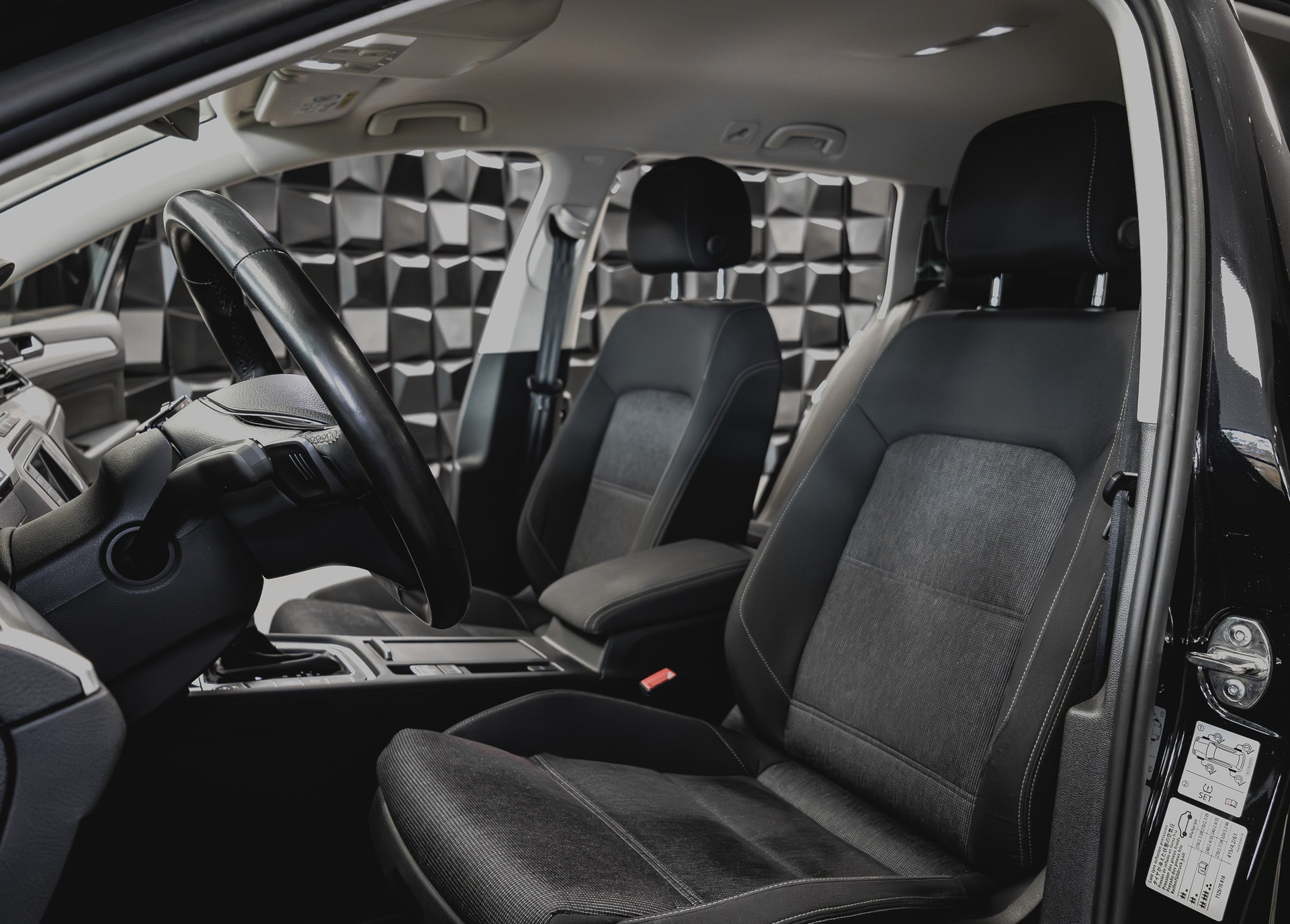 VW Passat Variant 2.0 TDI BMT Comfortline DSG 4Motion - 10