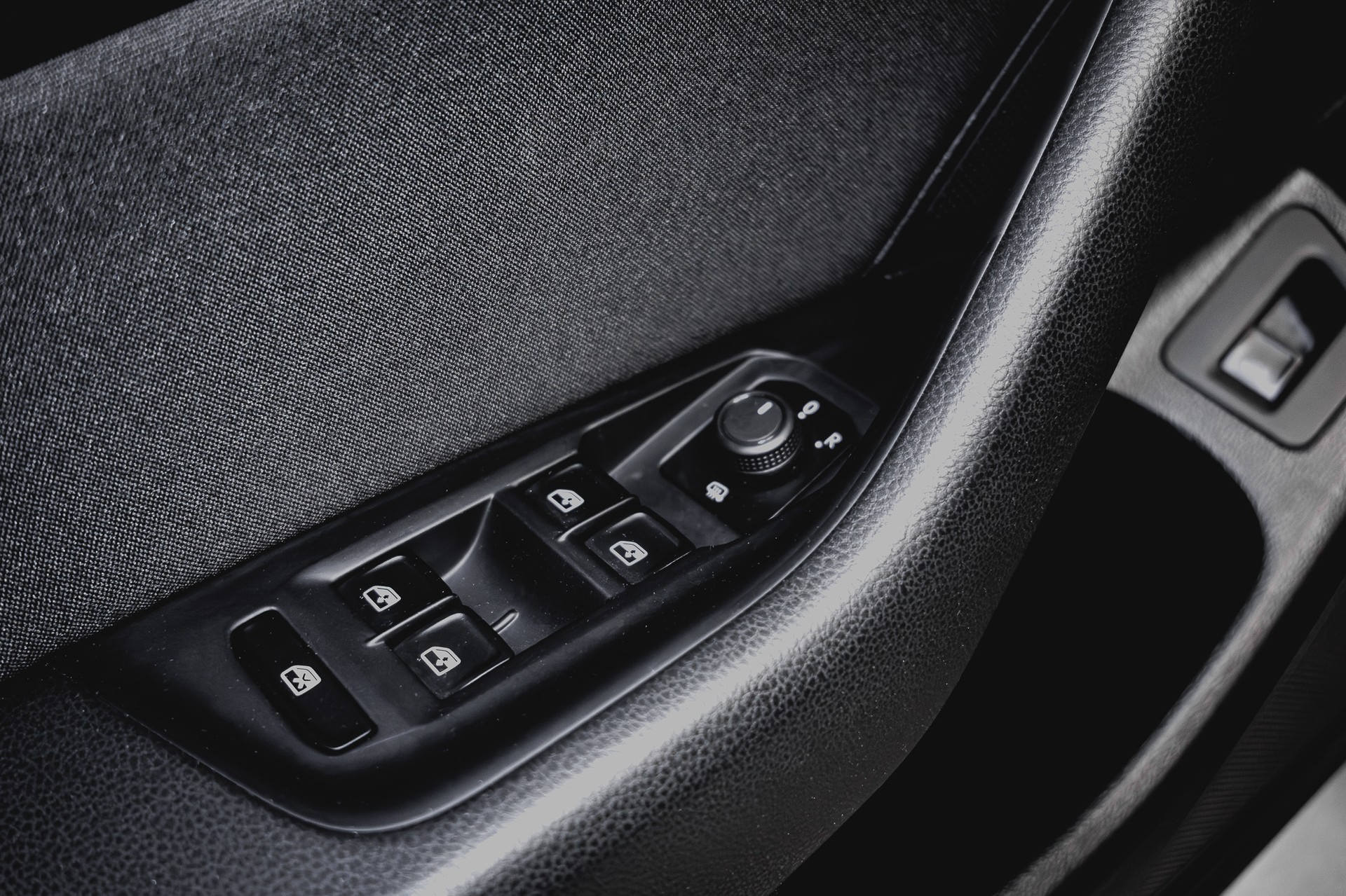 VW Passat Variant 2.0 TDI BMT Comfortline DSG 4Motion - 21