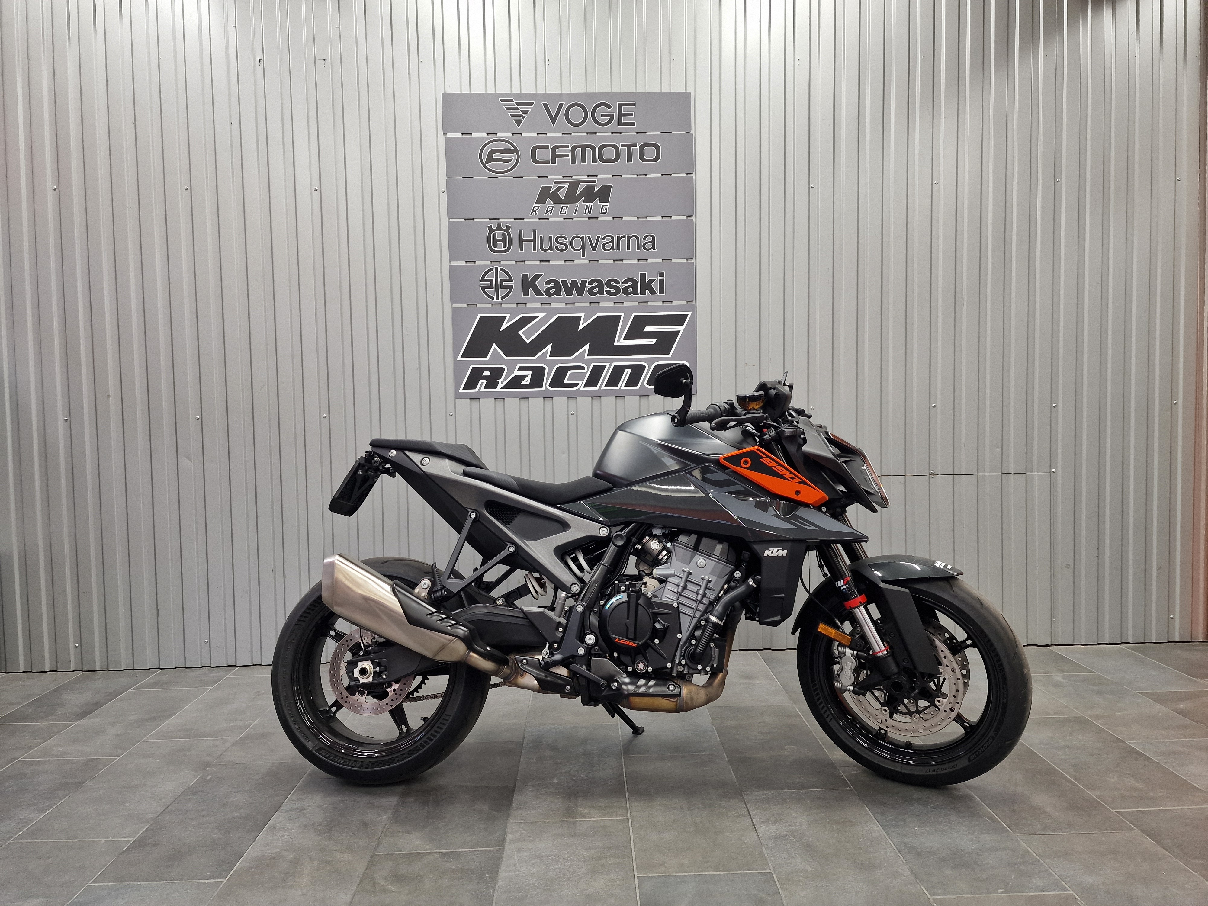 KTM 990 Duke