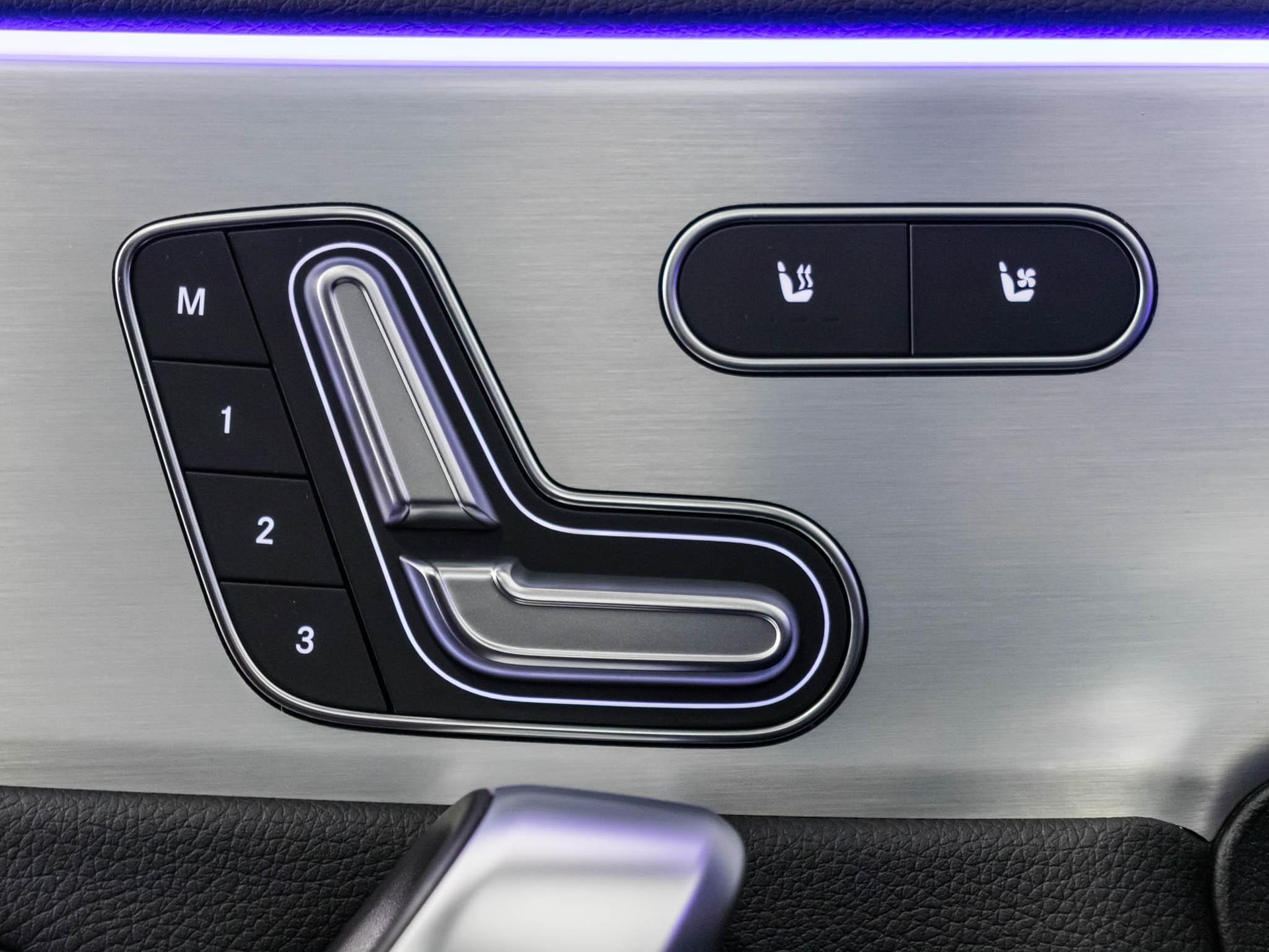 MERCEDES-BENZ CLA 45 S AMG 4MATIC+ Coupé - 13