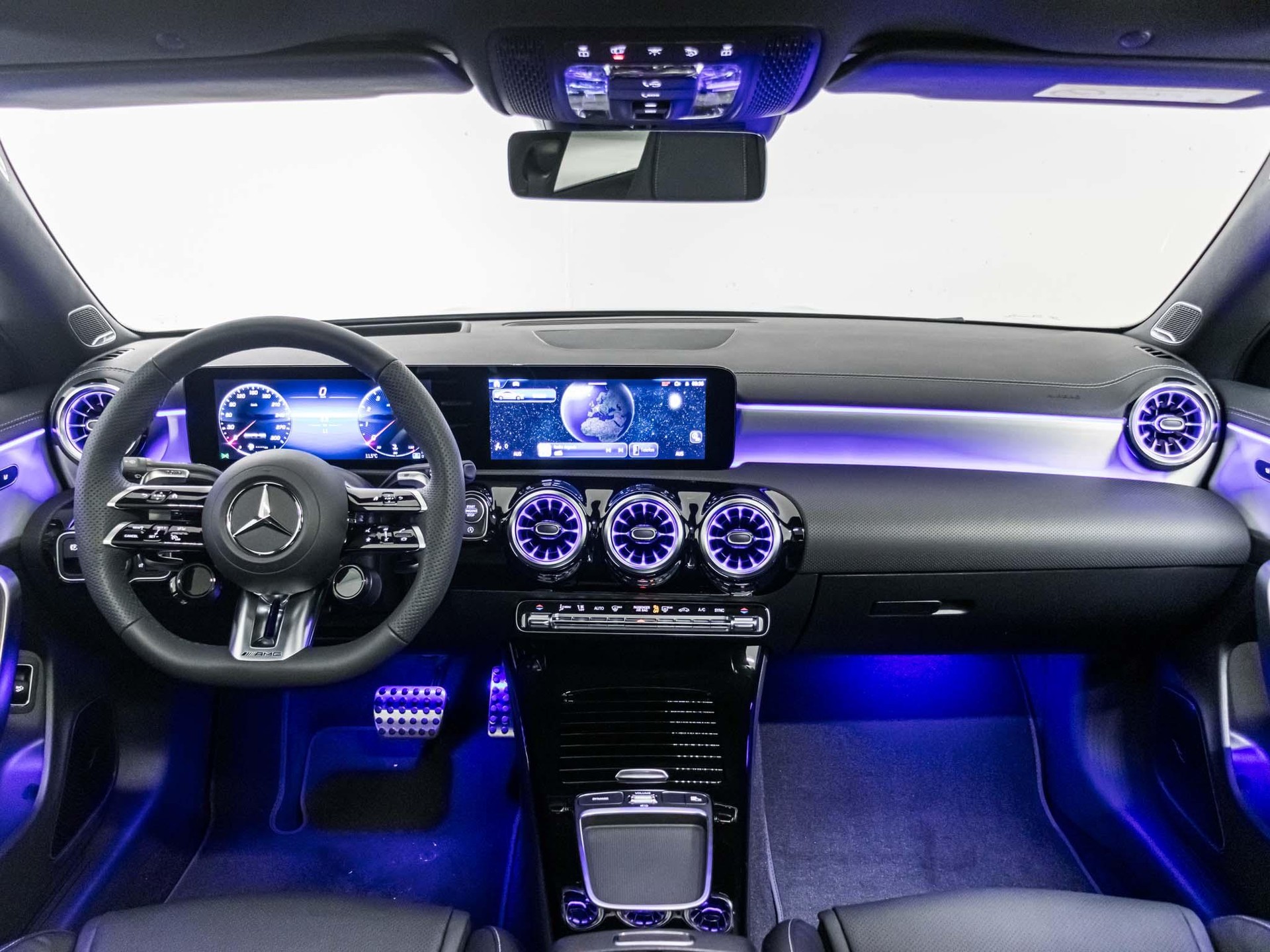 MERCEDES-BENZ CLA 45 S AMG 4MATIC+ Coupé - 12