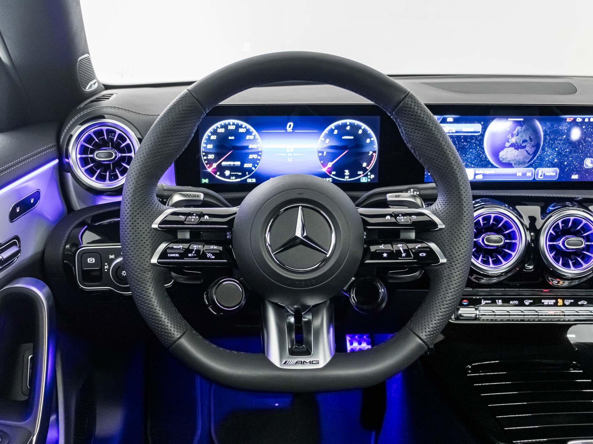 MERCEDES-BENZ CLA 45 S AMG 4MATIC+ Coupé - 11