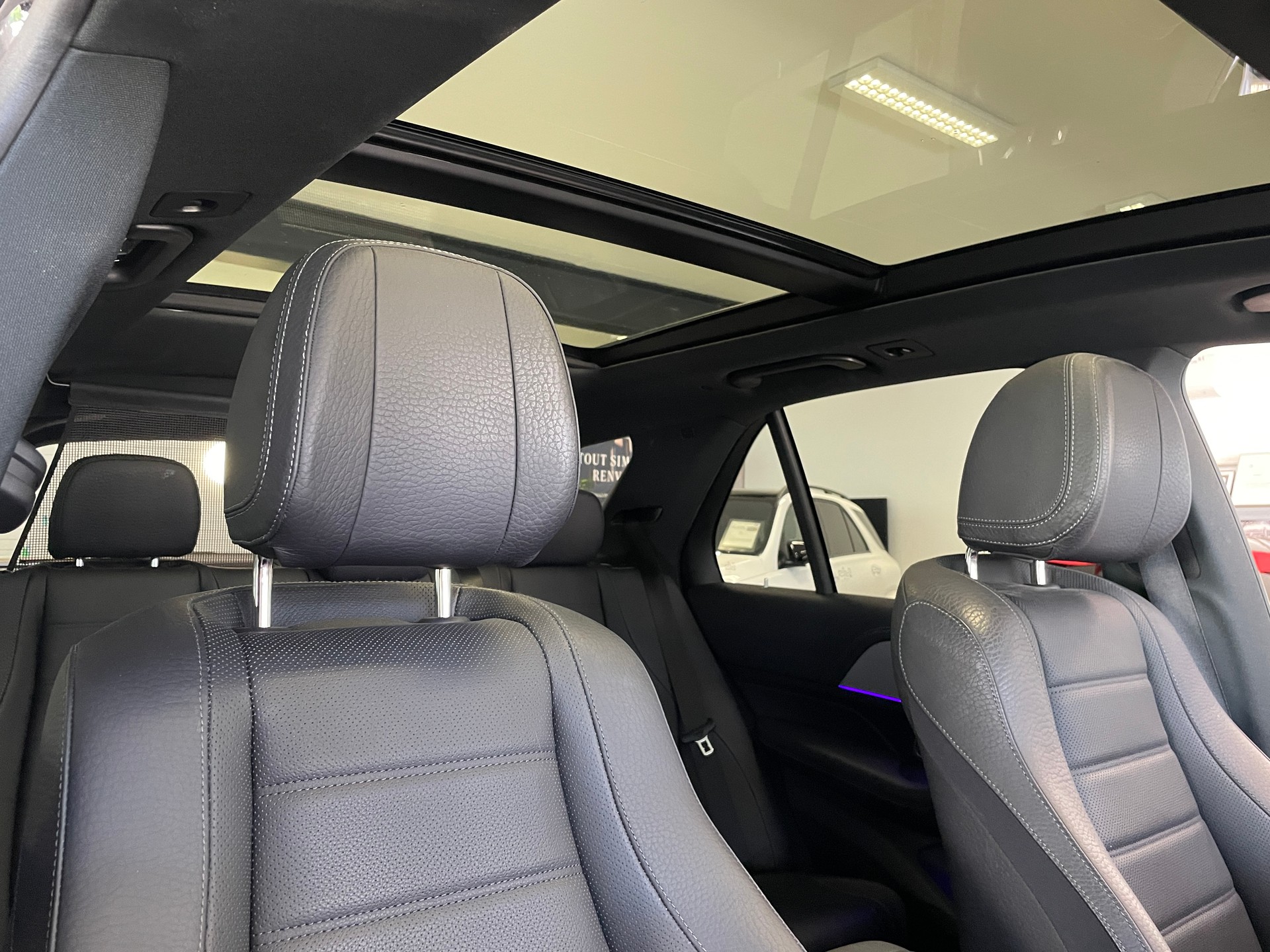 MERCEDES-BENZ GLE 450 4Matic AMG Line 9G-Tronic - 31