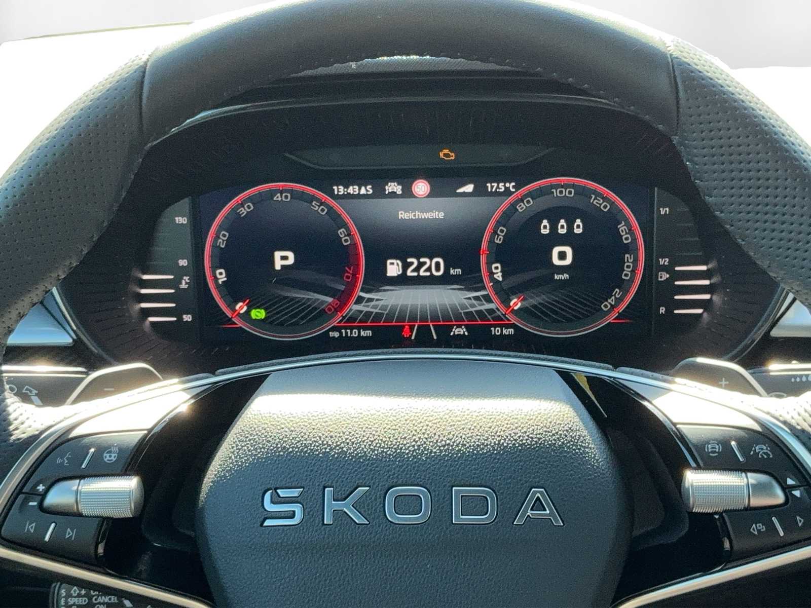 SKODA Fabia 1.5 TSI 130 DSG - 8
