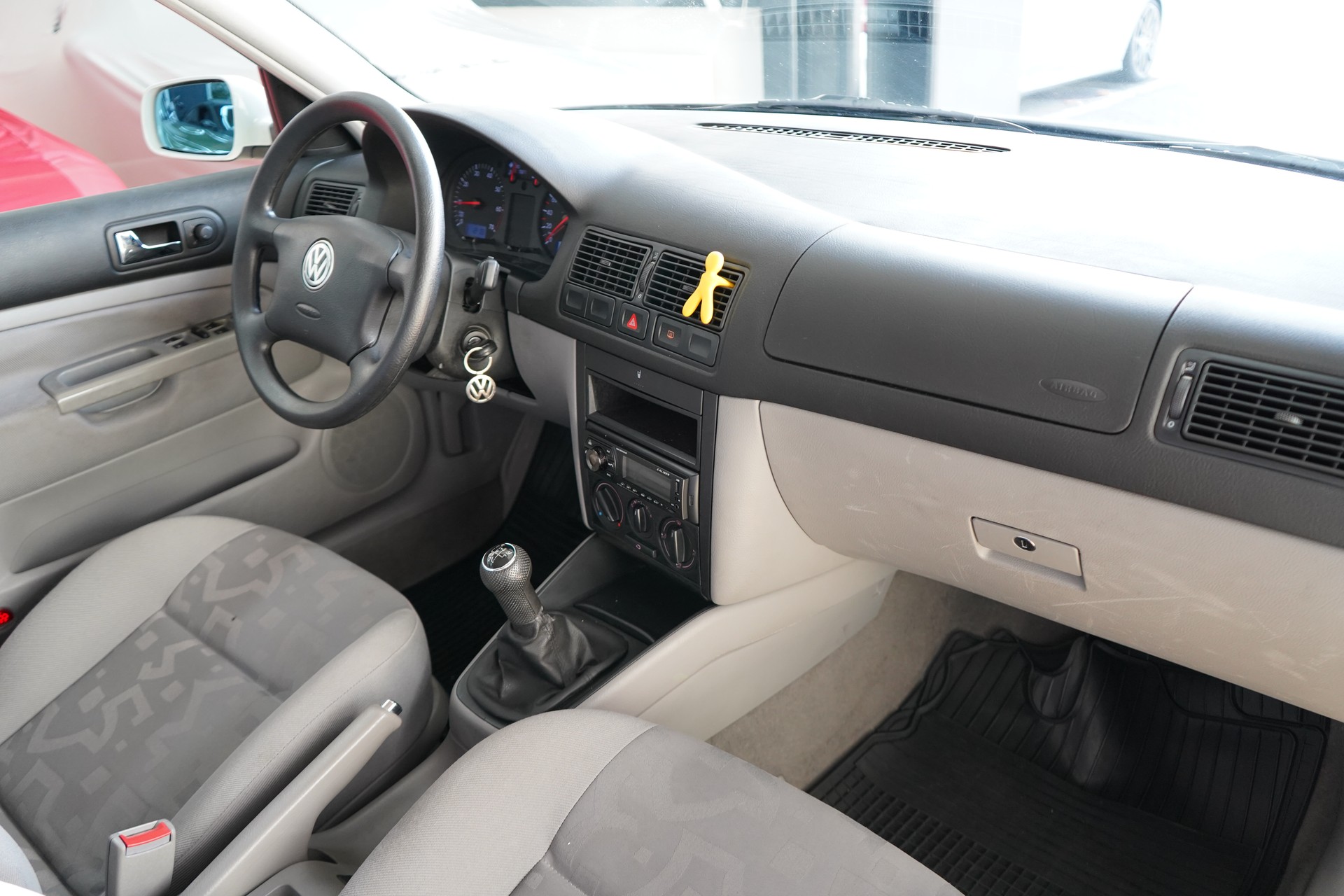 VW Golf 1.4 Comfortline - 23