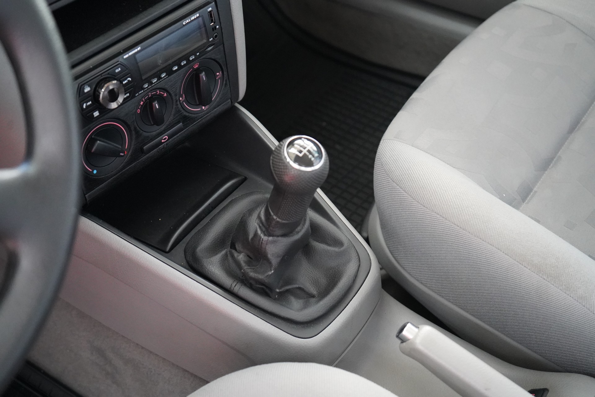 VW Golf 1.4 Comfortline - 19