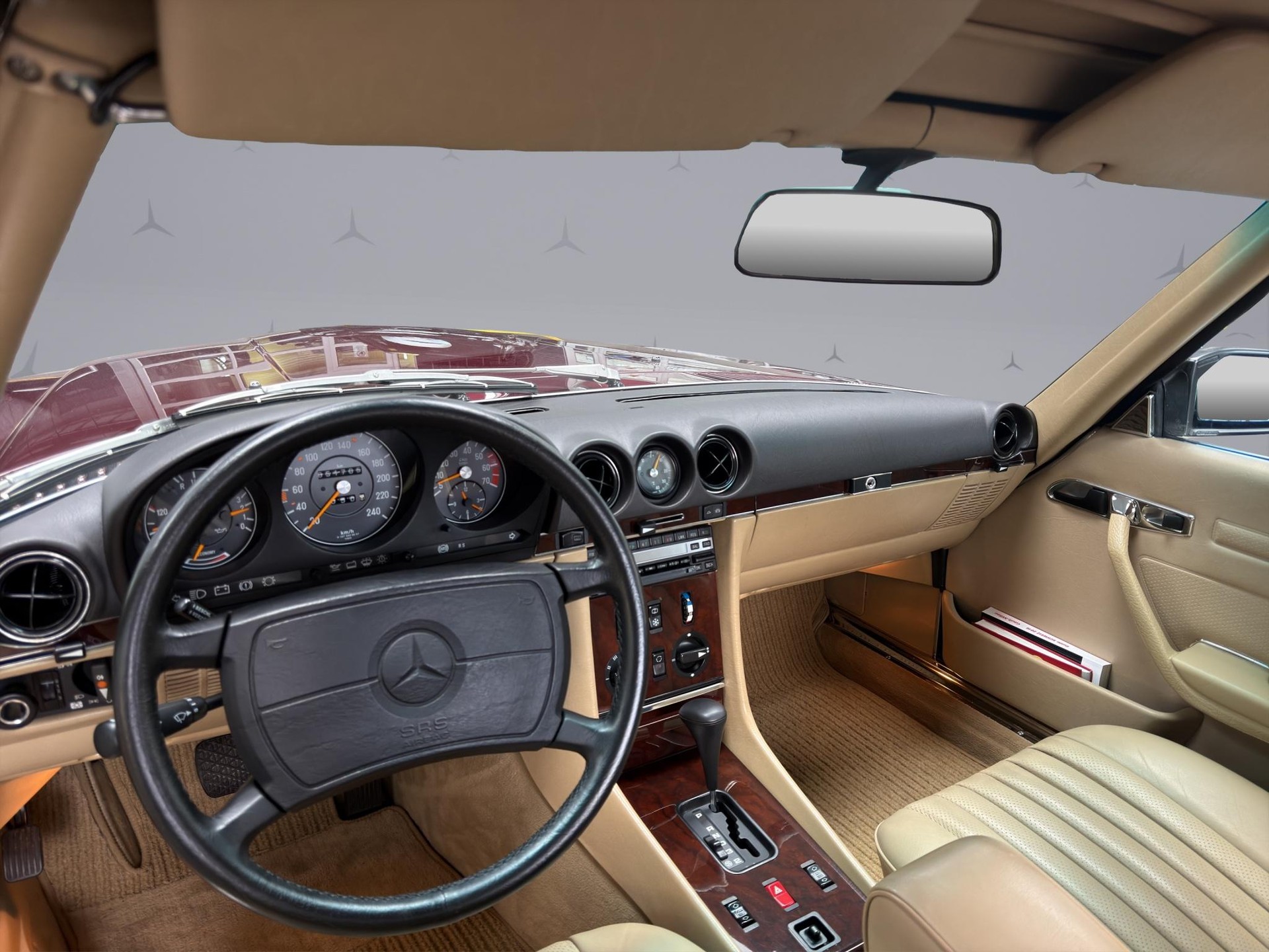 MERCEDES-BENZ R107 Cabriolet 300 SL - 13