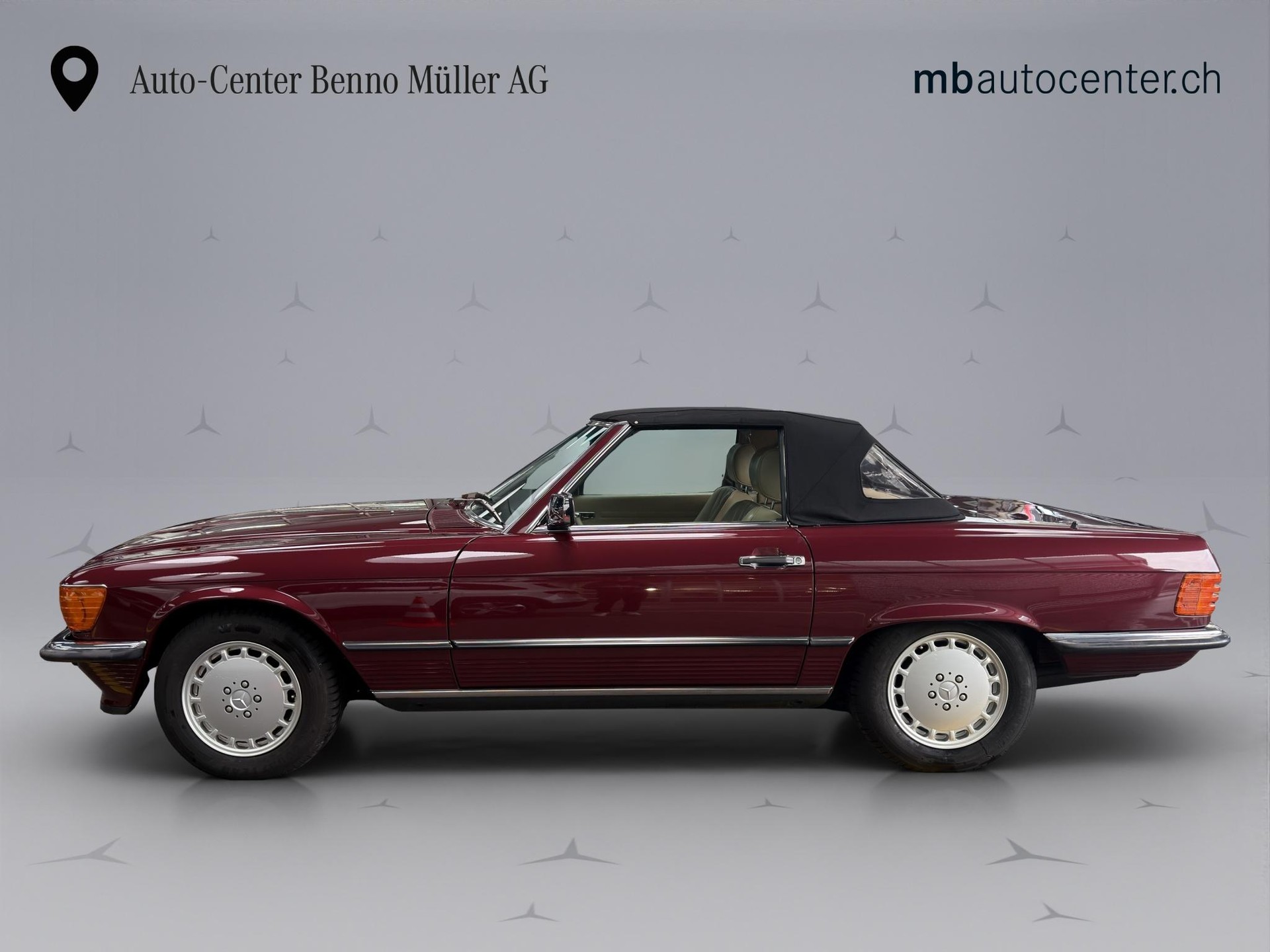 MERCEDES-BENZ R107 Cabriolet 300 SL - 2