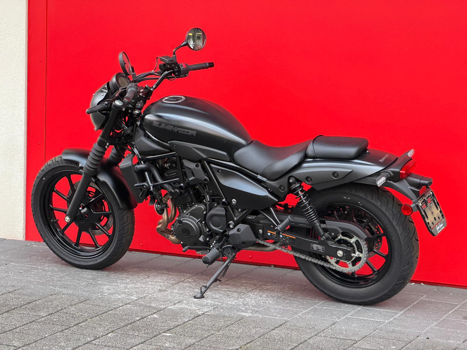 KAWASAKI Eliminator 500 SE Custom - 6