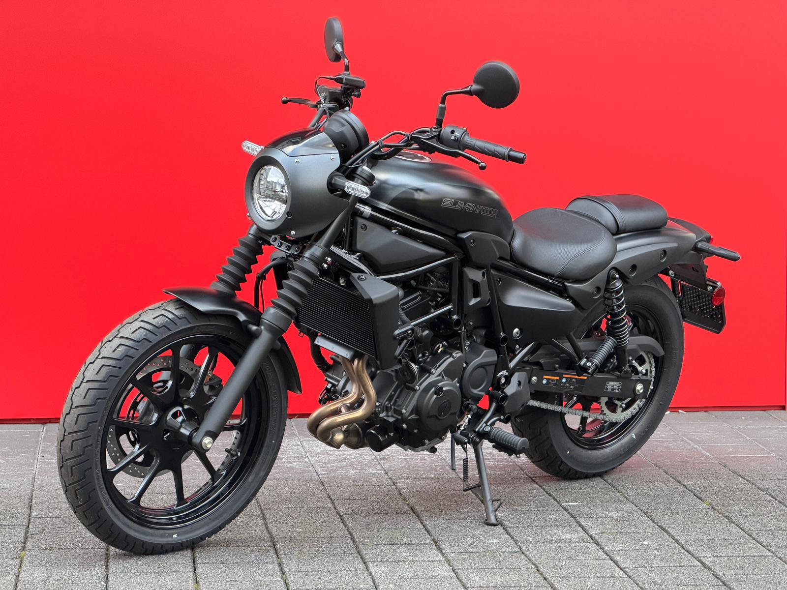 KAWASAKI Eliminator 500 SE Custom - 4