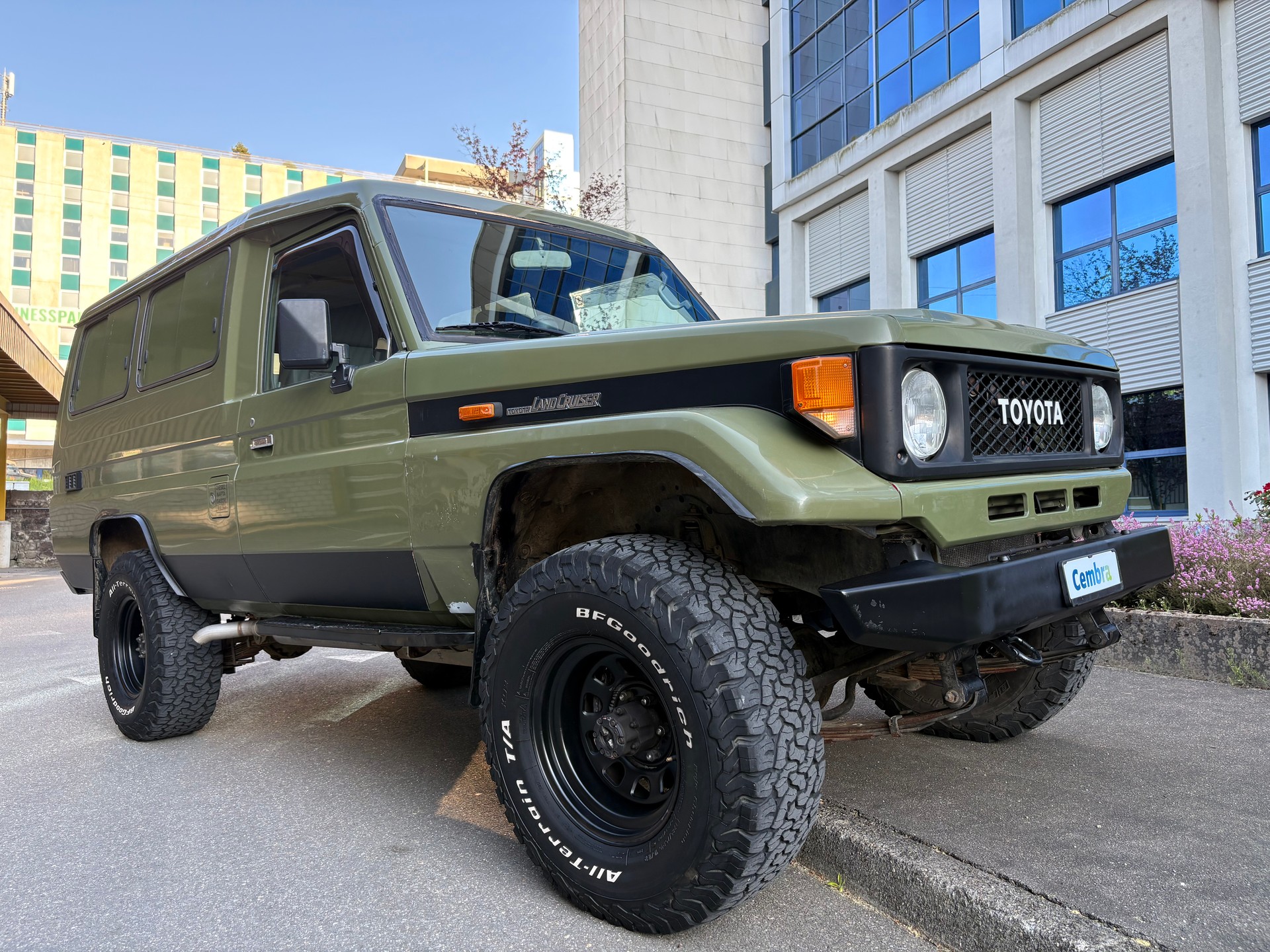 TOYOTA Land Cruiser 400 Hdt Long 4.2D - 6