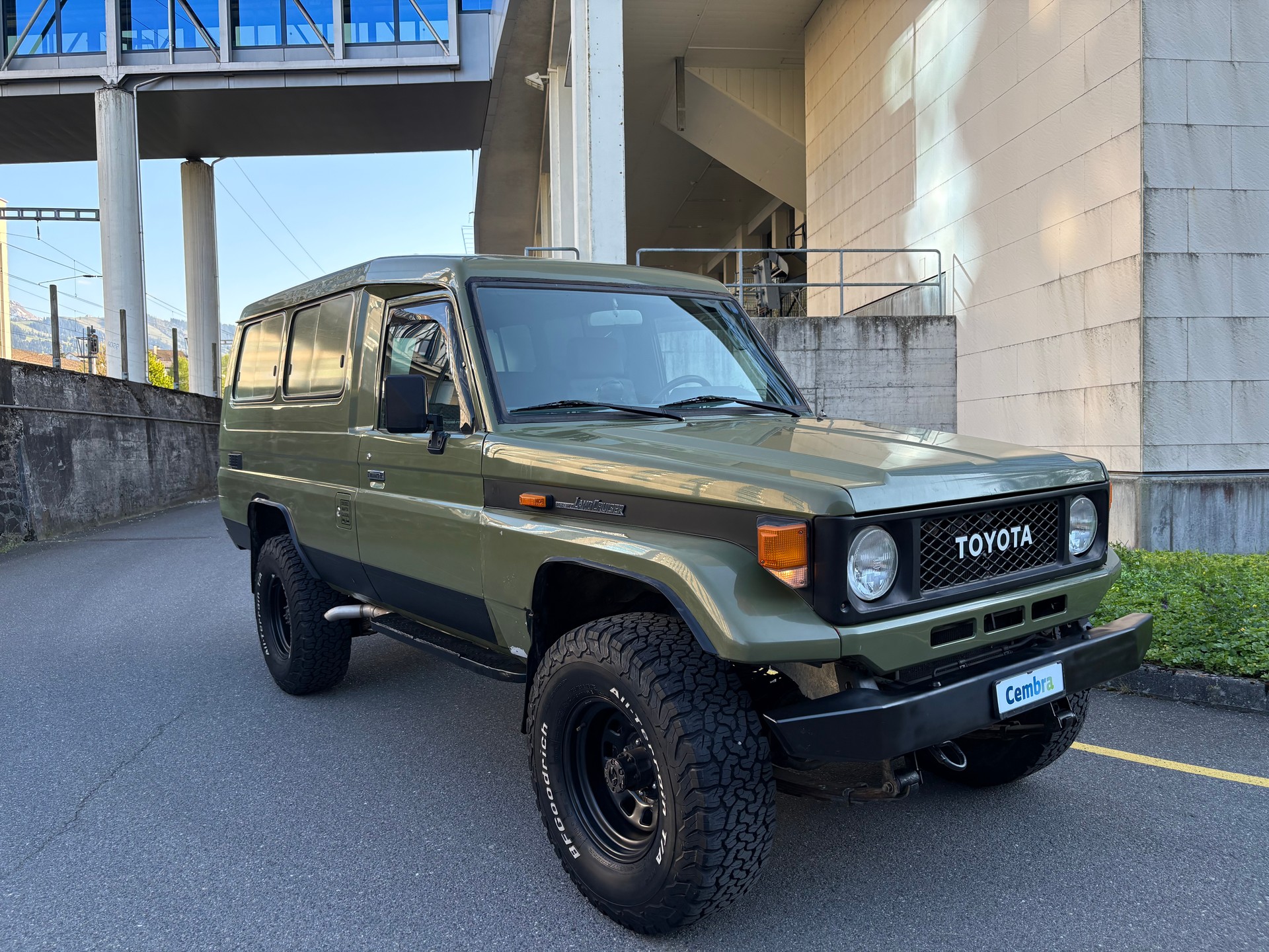 TOYOTA Land Cruiser 400 Hdt Long 4.2D - 2