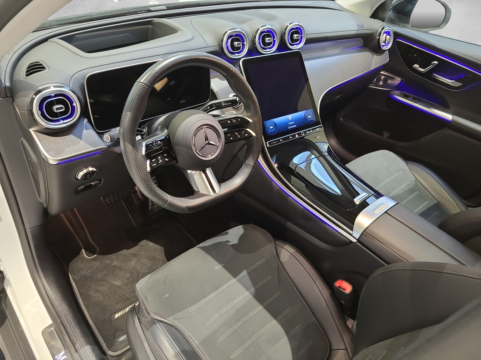 MERCEDES-BENZ GLC 220 d AMG Line 4M X254 - 14