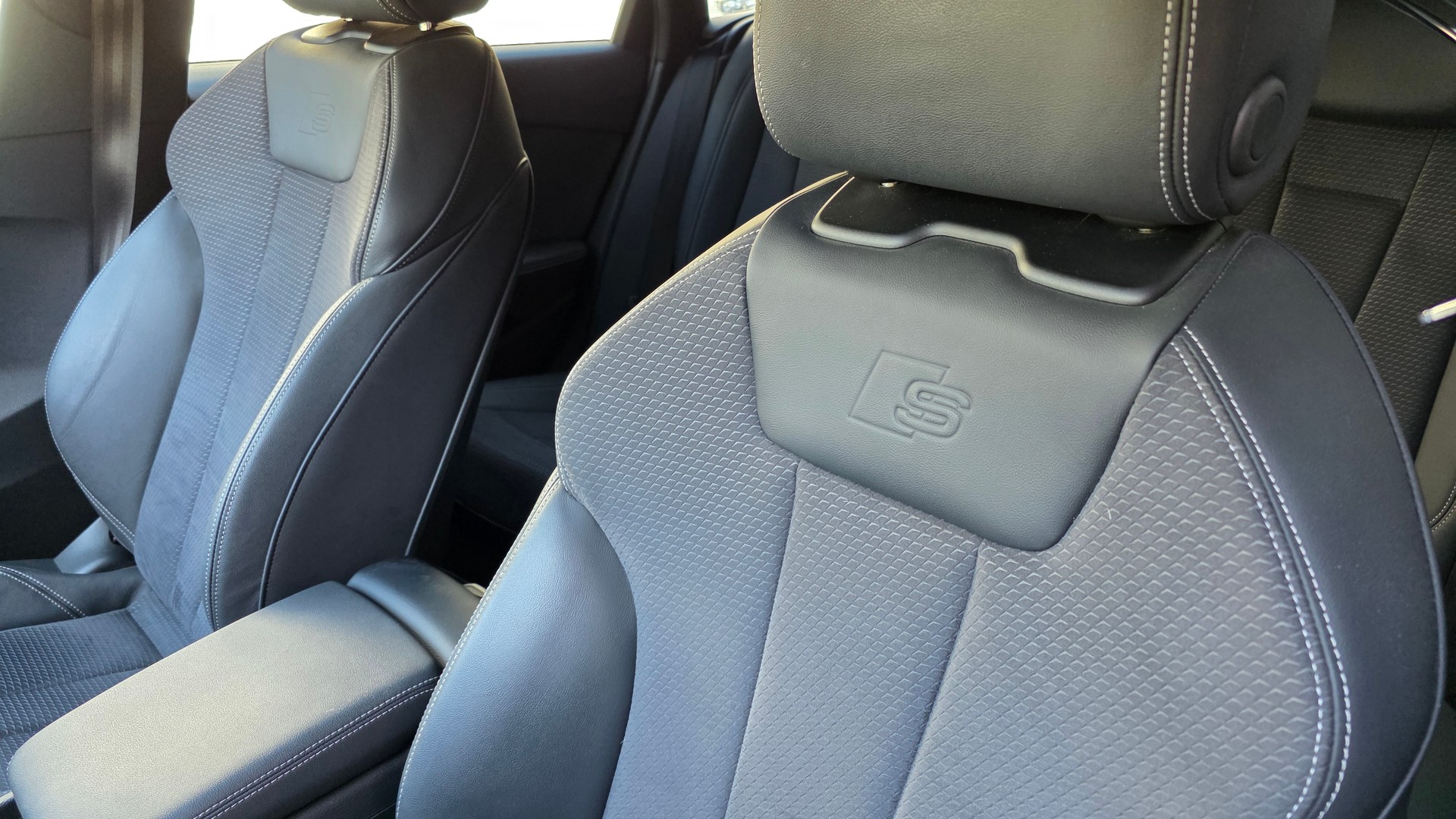 AUDI A4 Avant 40 TDI advanced Attraction quattro S-tronic - 15