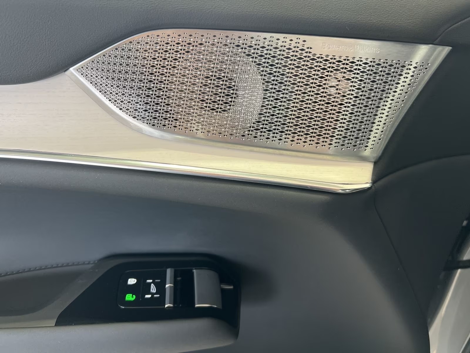 VOLVO EX90 Twin Performance 111 kWh Ultra AWD - 21