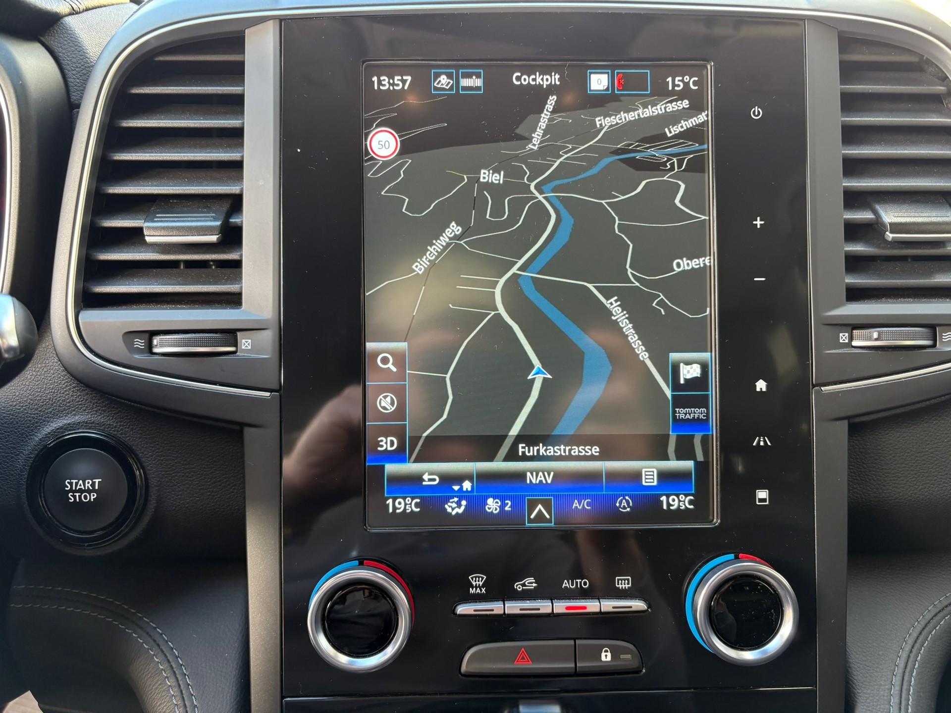 RENAULT Koleos 2.0 dCi Techno 4WD - 8