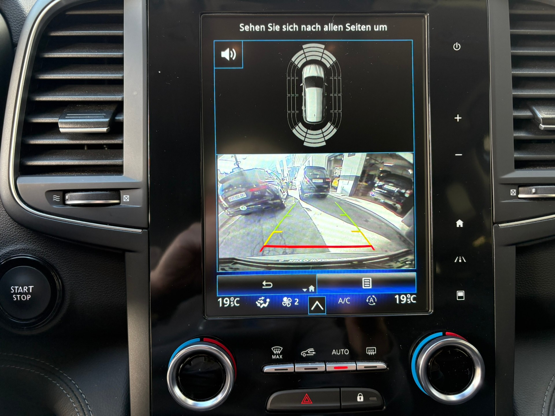 RENAULT Koleos 2.0 dCi Techno 4WD - 9