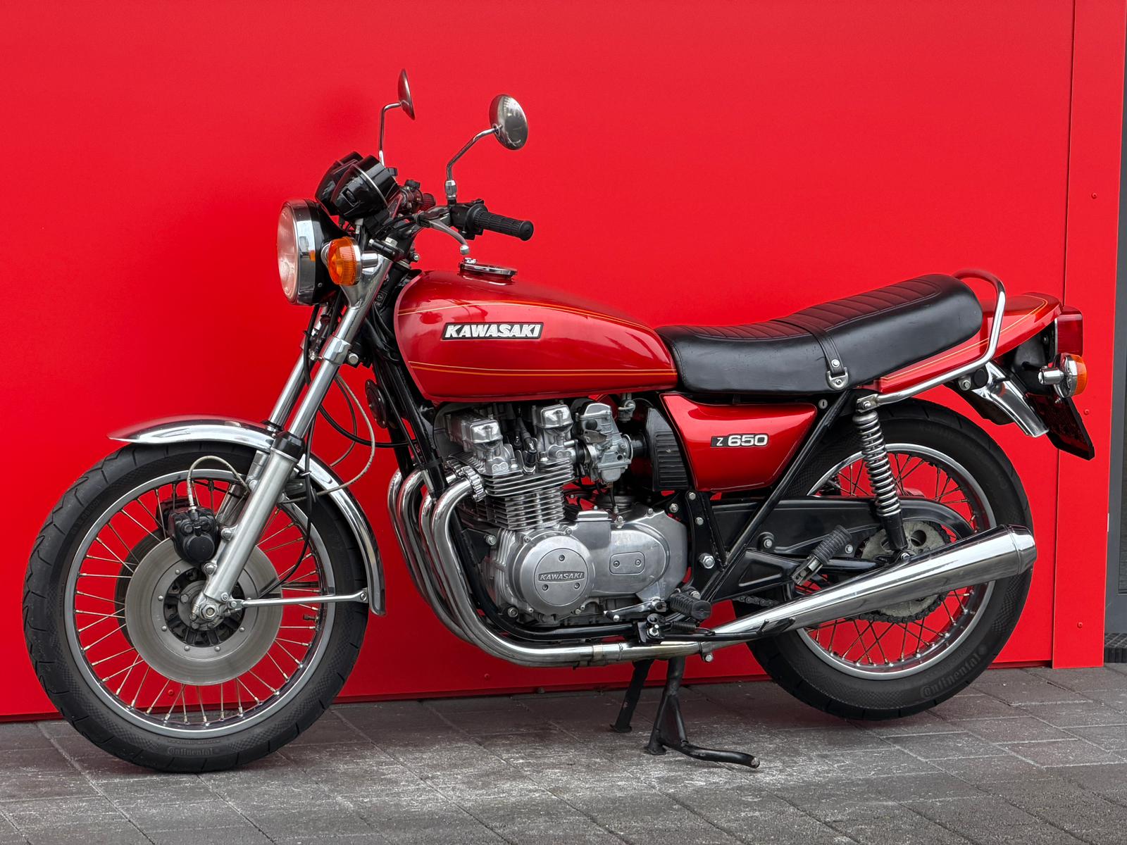 KAWASAKI Z650 - 7