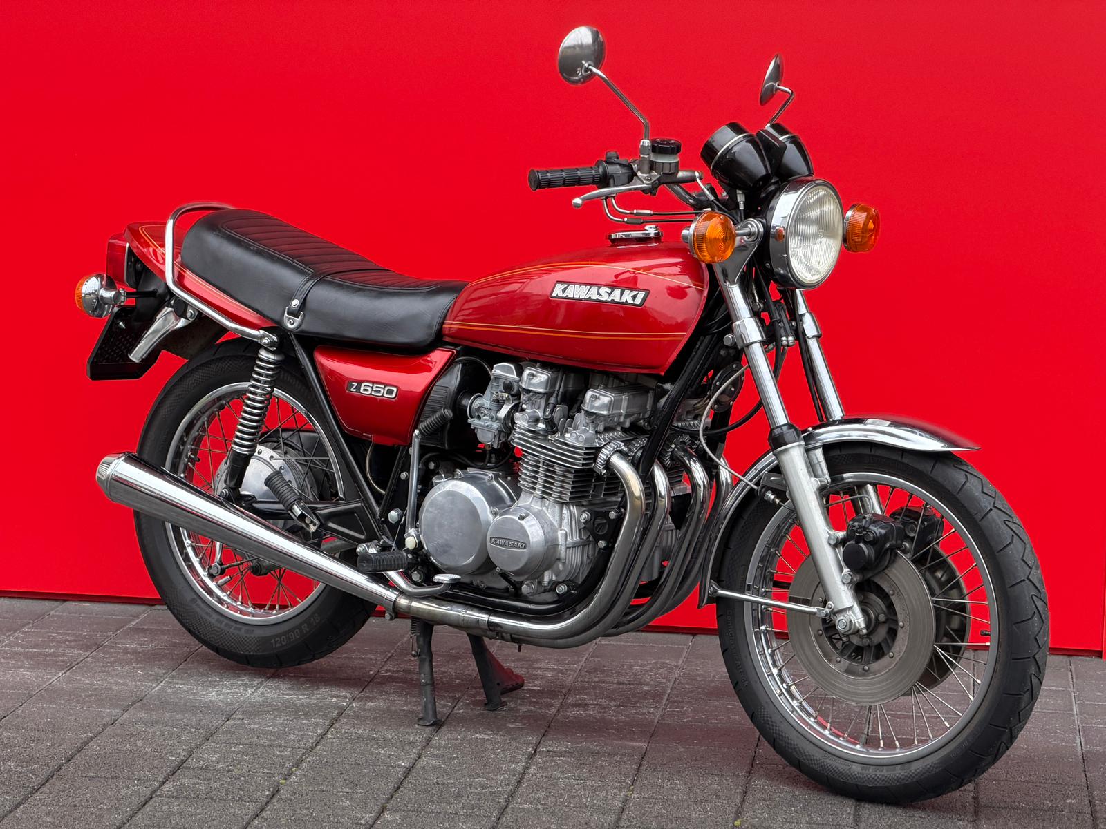 KAWASAKI Z650 - 3