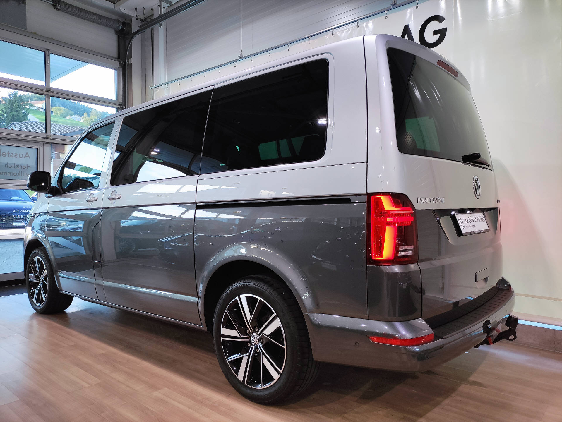 VW T6.1 Multivan 2.0 TDI 204 DSG 4m - 16